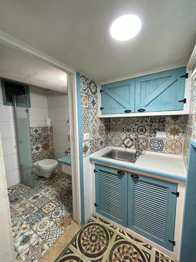 Appartamento Alf Leila Wa Leila Boutique Haifa Esterno foto